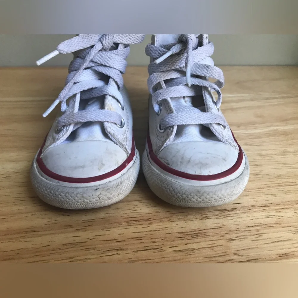 Converse All-Star Chuck Taylor High-Tops White Size: US Toddler 5 EUR 21 CM 12.5